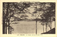CPA Dinard Cote d'Emeraude Les Bords de la Ronce La Vicomte Au loin St Servan