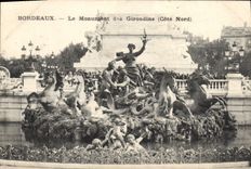 CPA Bordeaux Le Monument des Girondins Cote nord 