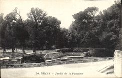 CPA Nimes Jardin de la Fontaine 