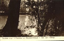 CPA Illiers Chateau de Roussainville vue sur l'Etang 
