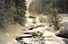 CPA Verschneiter Bergbach le petit ruisseau enneige 