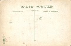CPA Trouville la jetes promenade par gros temps 