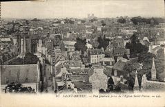 CPA Saint Brieuc Vue generale prise de l'Eglise Saint Pierre 