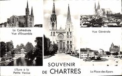 CPA La Cathedrale Vue d'Ensemble Chartres