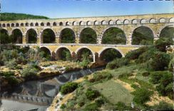 CPM Le pont du gard Aqueduc Romain Agrippo fendre de l'Empereur Auguste charge de la direction des t