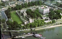 CPM Aerial view of the Tower of London 