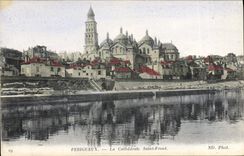 CPA Perigueux La Cathedrale Saint Front 