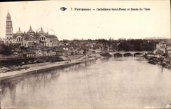 CPA Perigueux Cathedrale Saint Front et Bords de l'Isle 