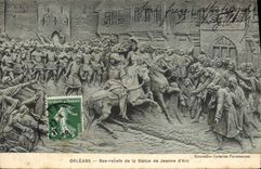 CPA Orleans Bas reliefs de la Statue de Jeanne d'Arc 