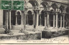 CPA Aix en Provence Cloitre de la Cathedrale XI siecle 