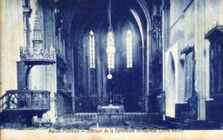 CPA Aix en Provence interieur de la cathedrale St Sauveur XIVe siecle 
