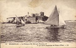 CPA Marseille le chateau d'If bati par Francois I et qui servit longtemps de Prison d'Etat Bateau