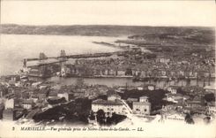 CPA Marseille vue generale prise de Notre Dame de la Garde 
