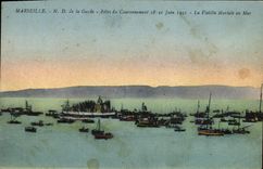 CPA Marseille Notre Dame de la Garde La Flotille Mariale en Mer Fetes du couronnement 18 21 juin 193