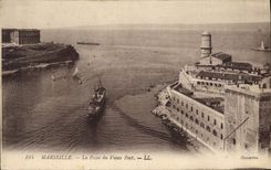 CPA Marseille La Passe du Vieux Port Bateau