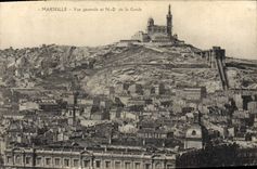 CPA Marseille vue generale et N D de la Garde 