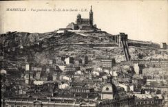 CPA Marseille vue generale sur N D de la Garde 