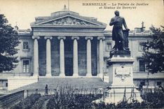 CPA Marseille le palais de Justice et Statue de Berryen 