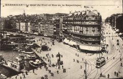 CPA Marseille le Quai du Port et la Rue de la Republique Tramway