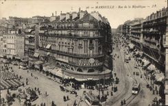 CPA Marseille Rue de la Republique Tramway  