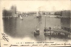 CPA Marseille Entree du Vieux Port Bateaux