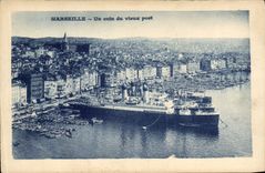CPA Marseille un coin du Vieux Port Bateaux
