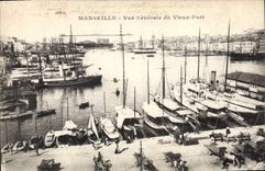 CPA Marseille vue generale du Vieux Port Bateaux 