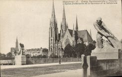 CPA Strassburg l'Eglise Protestante de la Garnison et la cathedrale 