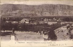 CPA Valence Monument Championnet et Avennue Gambetta 