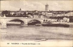 CPA Valence Vue prise des Grandes 