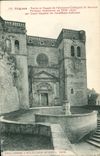 CPA Grignan Parvis et Facade de l'ancienne Collegiale St Sauveur Portique reconstruit au XVII siecle