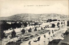 CPA Valence les Avenues et le pont 