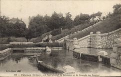CPA Valence Drome Le Parc Jouvet le Belvedere et la Cascade des Bassins 