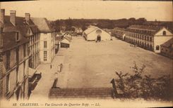 CPA Chartres Vue Generale du Quartier Rapp Militaria