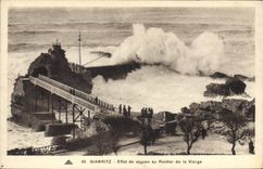 CPA Biarritz Effet de Vagues au Rocher de la Vierge