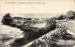 CPA Biarritz L'Esplanade et le Rocher de la Vierge