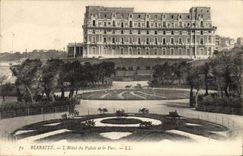 CPA Biarritz L'Hotel du Palais et le Parc