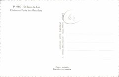 CPM Saint Jean de Luz Cloitre et Puits des Recollets
