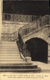 CPA Saint Jean de Luz La Cote basque Escalier de l'Eglise (XIIIe siecle) conduisant aux galeries res