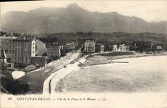 CPA Saint Jean de Luz Vue de le Plage et la Rhune