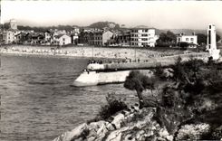 CPM Saint Jean de Luz L'entree du Port et la Plage de Saint Jean de Luz