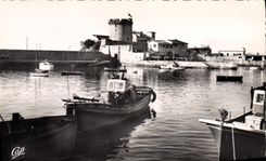 CPM Saint Jean de Luz Le Port de Socoa Bateaux