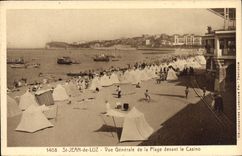 CPA Saint Jean de Luz Vue Generale de la Plage devant le Casino