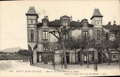 CPA Saint Jean de Luz Maison de Louis XIV et la Rhune