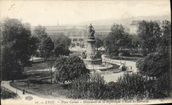 CPA Lyon Place Carnot Monument de la Republique Gare de Perrache