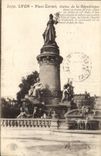 CPA Lyon Place Carnot Statue de la Republique