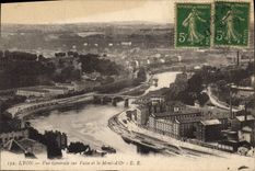 CPA Lyon Vue Generale sur Vaise et le Mont d'Or