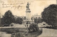 CPA Lyon Le Monument de la Republique sur la place Carnot