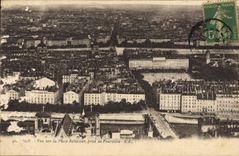 CPA Lyon Vue sur la Place Bellecour prise de Fourviere