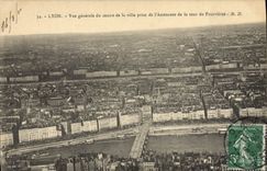 CPA Lyon Vue generale du centre de la ville prise de l'Ascenseur de la tour de Fourviere